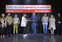 Julio Zamora homenajeó a docentes de Tigre en un emotivo acto en el Museo de la Reconquista