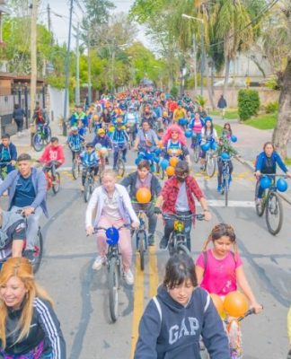 Miles de familias disfrutaron de la bicicleteada más grande de San Fernando