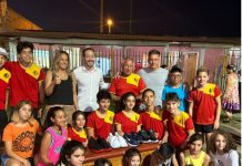 Malena Galmarini acompañó la firma de un permiso de uso de un terreno para la Asociación Atlética El Talar-Tigre