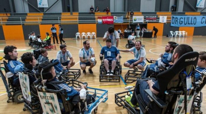 PowerchairFootball y una actividad inclusiva con 150 alumnos secundarios en Vicente López