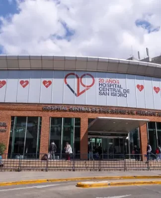 San Isidro alerta sobre estafas por falsos turnos médicos a través de WhatsApp