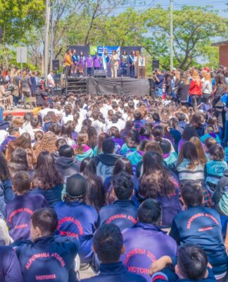 El Municipio de San Fernando acompañó la celebración de los 50 años de la Escuela Alfonsina Storni