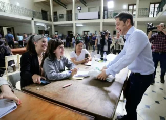Kicillof: «Hay que votar pensando en los demás también»