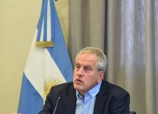 Perczyk presentó un nuevo sistema de Títulos Digitales para las escuelas secundarias de todo el país