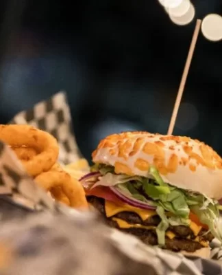 La noche de las hamburgueserías en Vicente López: todos los descuentos disponibles