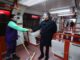 La Ciudad muestra cómo se limpian todas las noches los subtes y cuántos operarios trabajan