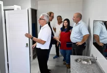 En Benavídez, Julio Zamora recorrió trabajos de infraestructura en escuelas y anunció nuevas obras