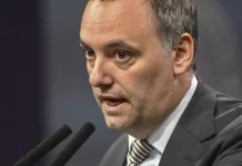 Manuel Adorni será candidato a legislador porteño por La Libertad Avanza