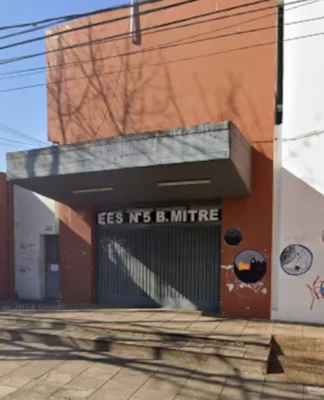 Un adolescente de 14 años apuñaló a un compañero en Martínez y la Justicia lo envió a su casa