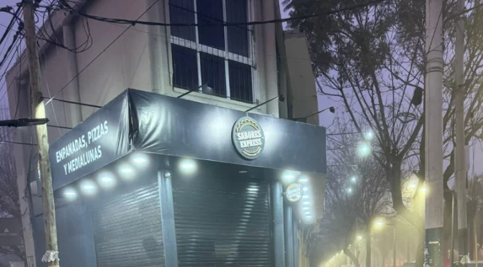 Ingeniero Maschwitz: la Municipalidad sancionó a un local gastronómico por dañar la vereda
