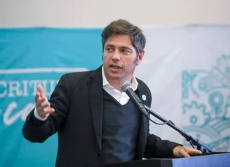 Kicillof cruzó a Milei y acusó al Gobierno de difundir fake news: “Le vamos contestar en las urnas”