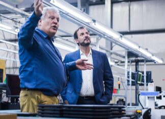 La primera computadora con IA de Latinoamérica se fabrica en Escobar