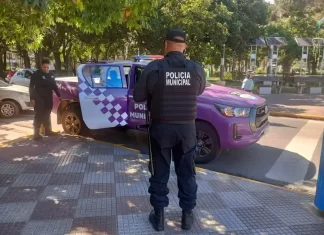 La policía municipal del Móvil Violeta evitó una tragedia en Belén de Escobar