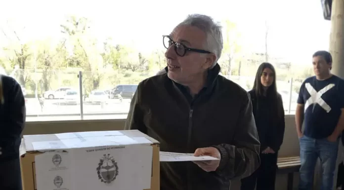 Julio Zamora votó en Benavídez: “Lo que tenemos en agenda es seguridad, salud y educación”