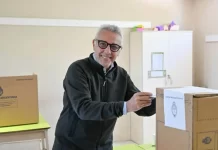 Julio Zamora votó en Benavídez: “Vamos a aportar a la construcción de la democracia desde la gestión municipal”