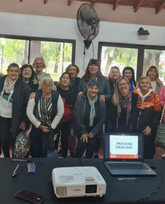 “Inclusión digital”, el taller municipal de capacitación para adultos que continúa recorriendo distintos puntos de Tigre