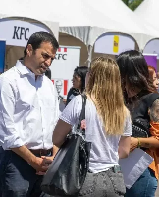 Ante 2.500 personas en Expo Empleo, San Isidro lanzó su nuevo portal para conectar a vecinos con ofertas laborales