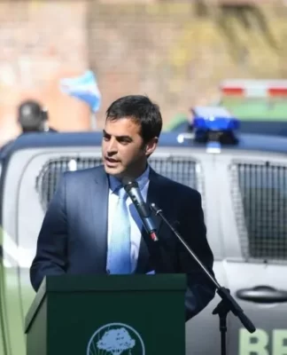 Lanús en contra de los celulares en la cárcel: «Por más que los encerremos, van a seguir operando»