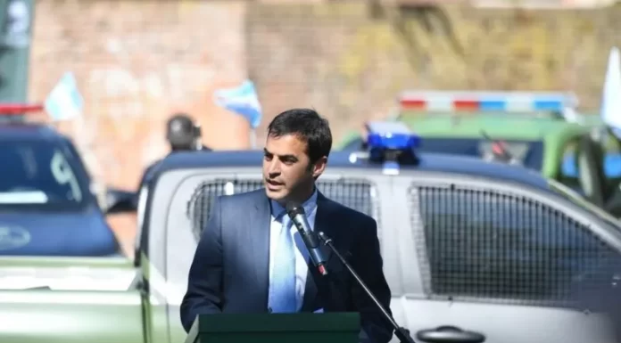 Lanús en contra de los celulares en la cárcel: «Por más que los encerremos, van a seguir operando»