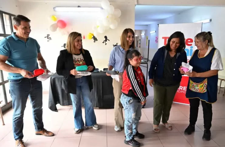 General Pacheco: el Municipio de Tigre realizó una nueva entrega de anteojos a estudiantes a través del programa “Para Verte Mejor”