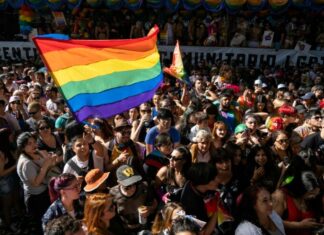 Municipales de Vicente López se suman a la Marcha del Orgullo LGBTIQ+s