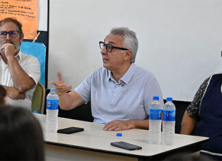 Julio Zamora se reunió con estudiantes del Colegio Fernando Fader
