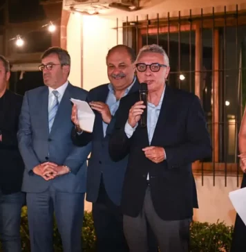 Julio Zamora acompañó a la Unión Industrial de Tigre en su ceremonia por el cierre del 2025