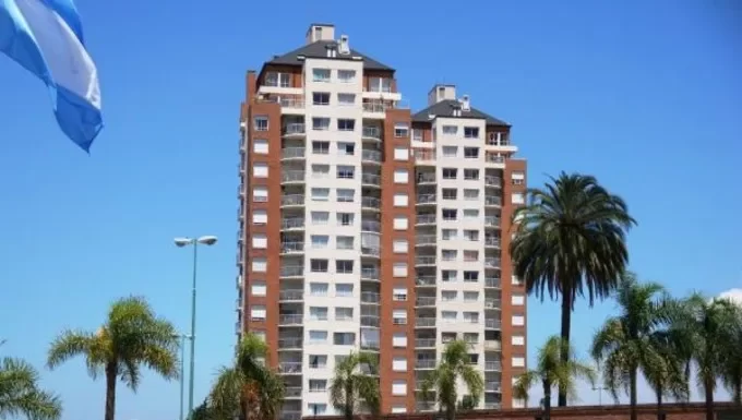 Zamora envió al Concejo un proyecto para limitar la altura de nuevas torres en Tigre