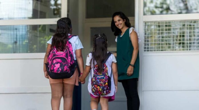 Comenzó la campaña “La Escuela te espera” contra la deserción escolar en San Isidro