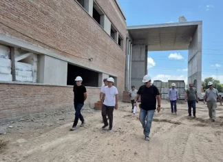 Julio Zamora recorrió los avances en el Hospital de Alta Complejidad para Adultos del Municipio de Tigre