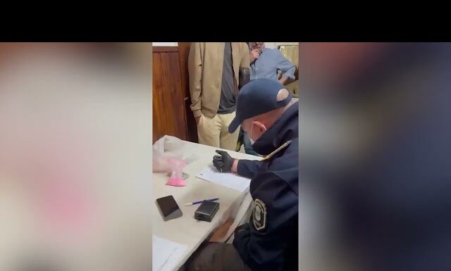 Detienen en Munro a un policía porteño y a su pareja acusados de vender droga