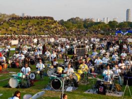 La Ciudad que siempre sorprende: frente a una multitud, más de 500 bateristas tocaron juntos por primera vez en Buenos Aires