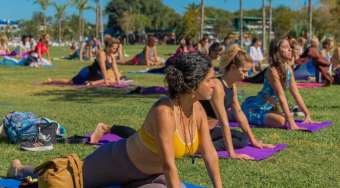 San Fernando celebra el Día Internacional del Yoga con una jornada gratuita junto al río