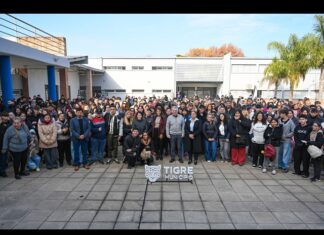 Julio Zamora acompañó la presentación del programa de becas “Tigre Educa Secundario”