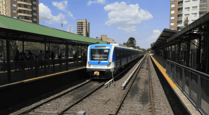 Escándalo en la estación Tigre: un gremio impidió la salida del “Tren de la Alegría”