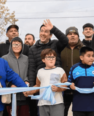 Nardini inauguró cinco nuevas cuadras de pavimento en el barrio Rodríguez