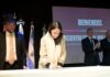 A 32 años del atentado, Soledad Martínez firmó un compromiso en la AMIA por la memoria y contra la impunidad