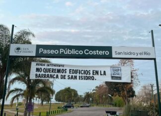Polémica por un proyecto inmobiliario en la barranca de Martínez: vecinos rechazan la obra y el Municipio defiende el procedimiento