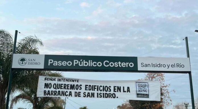 Polémica por un proyecto inmobiliario en la barranca de Martínez: vecinos rechazan la obra y el Municipio defiende el procedimiento