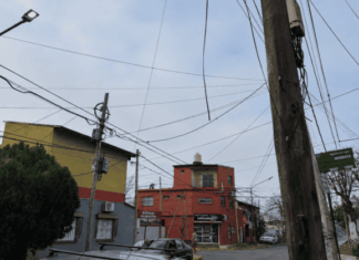 Fuerza Tigre sigue marcando agenda: presentó un plan para terminar con el desorden del cableado aéreo