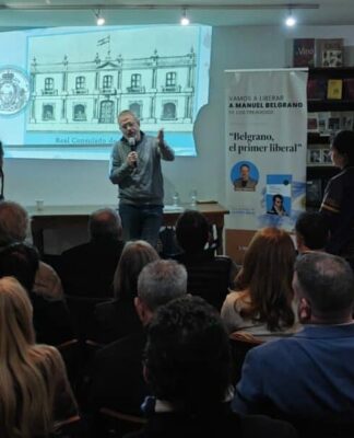 Valenzuela presentó en Don Torcuato su libro sobre Belgrano y defendió la continuidad del acuerdo entre LLA y el PRO
