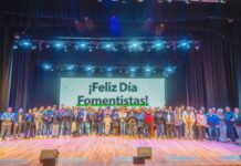 Juan Andreotti homenajeó a clubes y sociedades de fomento de San Fernando en su día