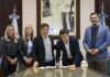 Kicillof y Cuattromo firmaron convenios con municipios para la compra de bienes de capital