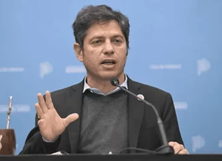 Kicillof acusó a Milei de “extorsionar” a las provincias para conseguir votos en el Congreso