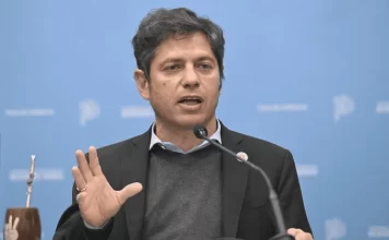 Kicillof acusó a Milei de “extorsionar” a las provincias para conseguir votos en el Congreso