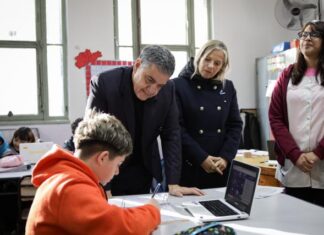 Jorge Macri impulsa una nueva cultura de orden y cuidado en las escuelas porteñas