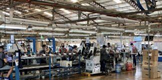 La Provincia perdió más de 106 mil empleos registrados y cerraron 8.465 empresas desde fines de 2023