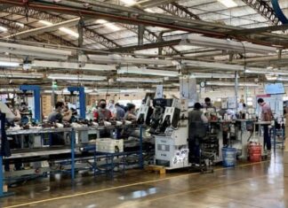 La Provincia perdió más de 106 mil empleos registrados y cerraron 8.465 empresas desde fines de 2023
