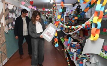 Tigre acompañó una muestra artística de alumnos de la Escuela Primaria Nº 30 de El Talar